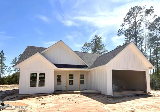 Homes for sale in Kiln, MS | 3695 Rocky Hill Dedeaux Rd, Kiln, MS 39556 | MLS# 4148537