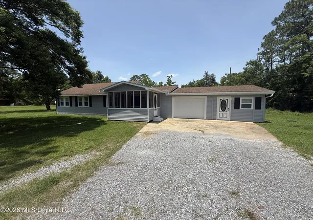 Homes for sale in Moss Point, MS | 7204 Coda Rd, Moss Point, MS 39562 | MLS# 4148524