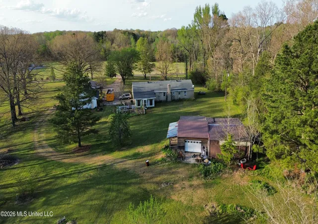Homes for sale in Coldwater, MS | 3581 Countyline Tate Rd, Coldwater, MS 38618 | MLS# 4148583