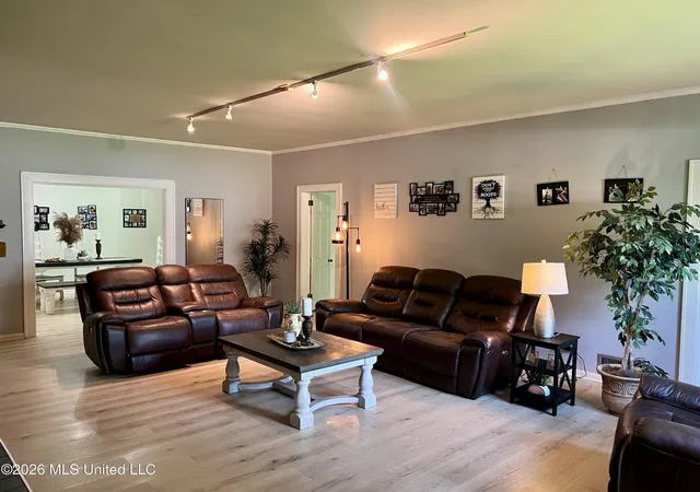 Photo 3 of Single family home for sale at 611 Glenwood St, Picayune, MS 39466 | MLS# 4148553 | Listing updated on 2026-06-12