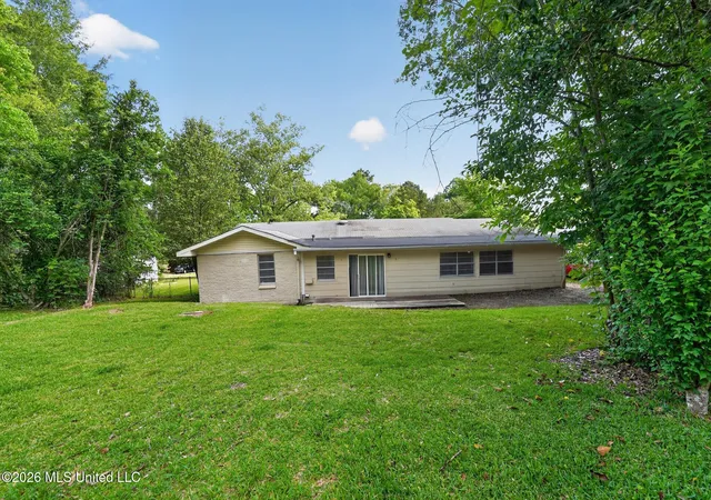 Homes for sale in Jackson, MS | 1523 Winchester St, Jackson, MS 39211 | MLS# 4150004