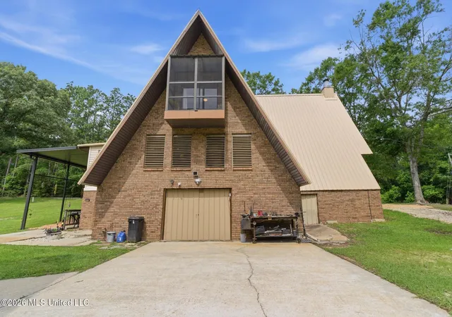 Homes for sale in Lumberton, MS | 38 Downs St, Lumberton, MS 39455 | MLS# 4149196