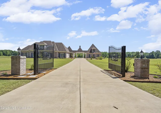 1st image of 178 Addison Ln, Byhalia, MS 38611 | MLS# 4148724