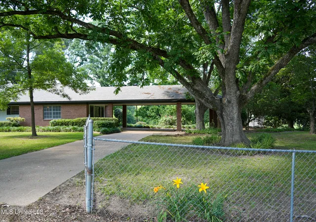 Homes for sale in Utica, MS | 3084 Tom Collins Rd, Utica, MS 39175 | MLS# 4148670