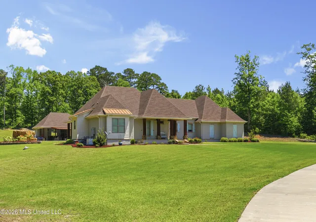 Photo 2 of Single family home for sale at 167 Dogwood Tr, Brandon, MS 39042 | MLS# 4152345 | Listing updated on 2026-09-01