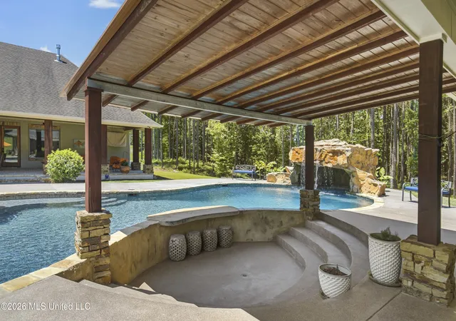 Photo 3 of Single family home for sale at 167 Dogwood Tr, Brandon, MS 39042 | MLS# 4152345 | Listing updated on 2026-09-01