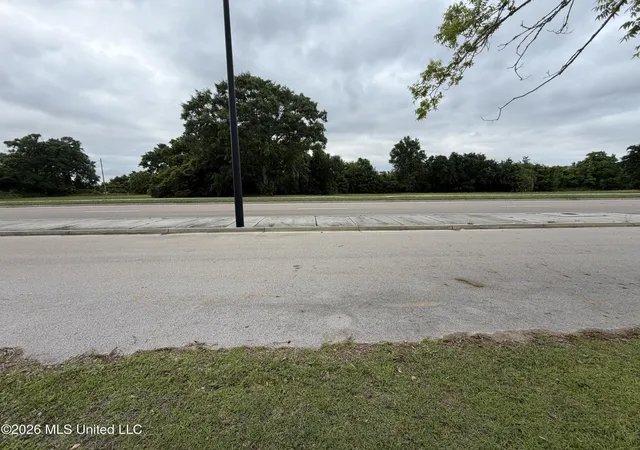 Homes for sale in Biloxi, MS | 341 Collier St, Biloxi, MS 39530 | MLS# 4148703