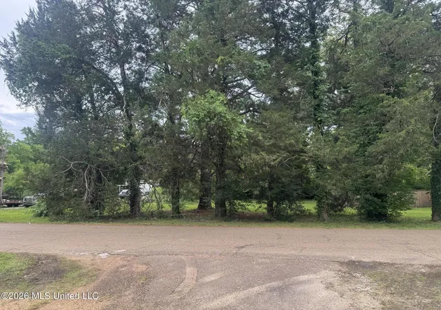 Photo 2 of Land for sale at Gault St, Jackson, MS 39209 | MLS# 4148794 | Listing updated on 2026-06-30