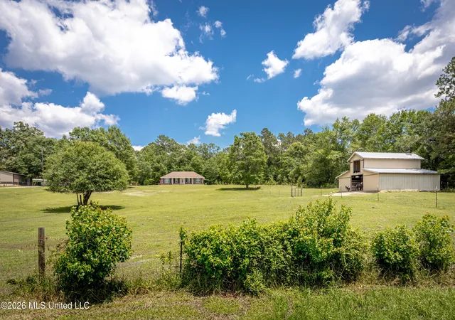 Homes for sale in Saucier, MS | 21510 Yankee Town Rd, Saucier, MS 39574 | MLS# 4148798