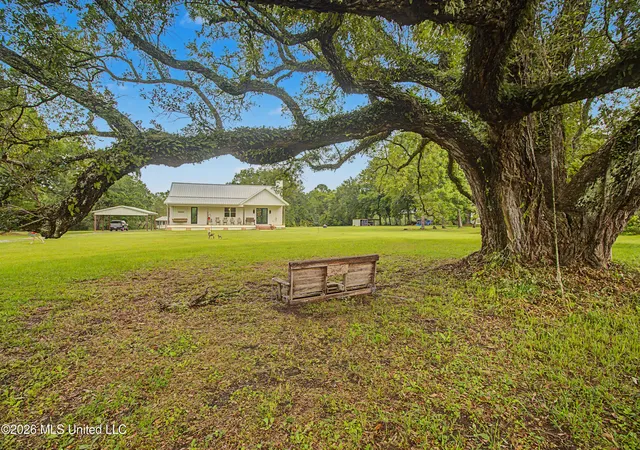 Photo 3 of Single family home for sale at 15101 Cable Brg Rd, Gulfport, MS 39503 | MLS# 4148775 | Listing updated on 2026-09-03