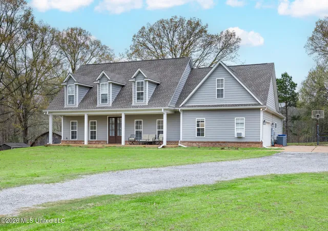 Photo 3 of Single family home for sale at 504 Bankston Rd, Nesbit, MS 38651 | MLS# 4148796 | Listing updated on 2026-06-02