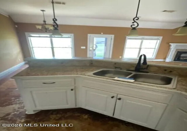 Homes for sale in Vicksburg, MS | 216 Olde Trace Dr, Vicksburg, MS 39180 | MLS# 4148971