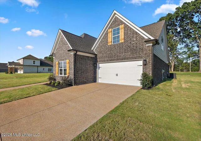 Photo 3 of Sale Pending at 5636 Shiloh Ln, Southaven, MS 38672 | MLS# 4149116 | Listing updated on 2026-08-20