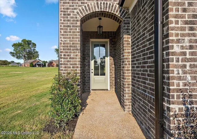 Photo 4 of Sale Pending at 5636 Shiloh Ln, Southaven, MS 38672 | MLS# 4149116 | Listing updated on 2026-08-20