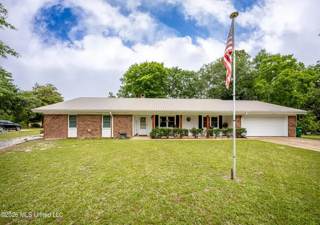 Photo 1 of Single family home for sale at 117 Muirfield Ct, Ocean Springs, MS 39564 | MLS# 4149108 | Listing updated on 2026-09-04