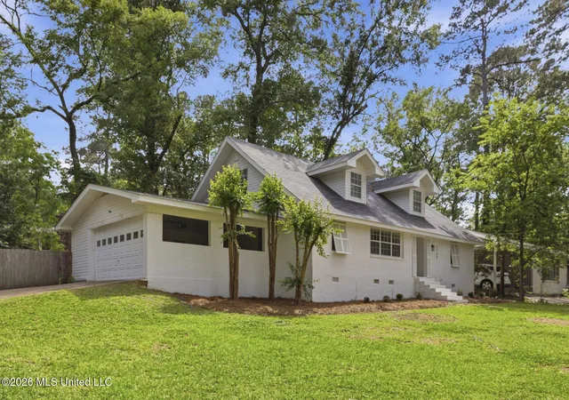 Photo 1 of Single family home for sale at 1735 Wilhurst St, Jackson, MS 39211 | MLS# 4149050 | Listing updated on 2026-06-09