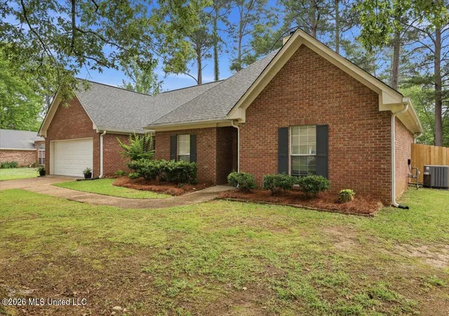 Homes for sale in Ridgeland, MS | 457 Shadowood Dr, Ridgeland, MS 39157 | MLS# 4149467