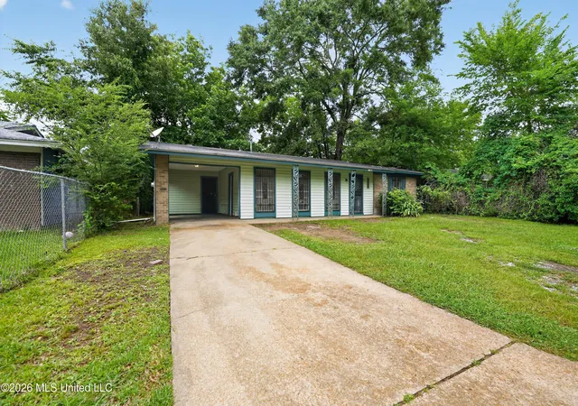 Homes for sale in Jackson, MS | 6615 Lyndon B Johnson Dr, Jackson, MS 39213 | MLS# 4150002