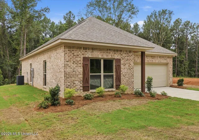 Homes for sale in Mendenhall, MS | 249 Smith Dr, Mendenhall, MS 39114 | MLS# 4149259