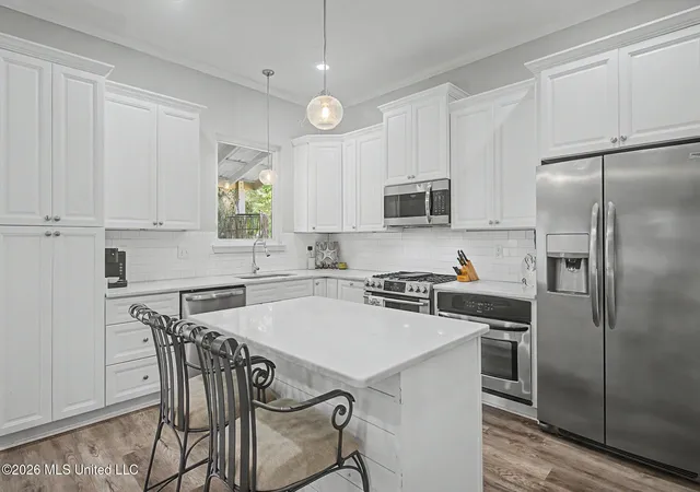 Photo 3 of Single family home for sale at 1521 Roberts Ave, Gulfport, MS 39501 | MLS# 4149184 | Listing updated on 2026-06-23