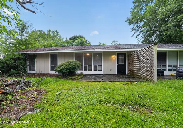 Photo 1 of Sale Pending at 5710 Orchard View, Jackson, MS 39211 | MLS# 4154611 | Listing updated on 2026-09-08