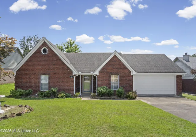 Photo 1 of Sale Pending at 1867 Thomas St, Horn Lake, MS 38637 | MLS# 4155349 | Listing updated on 2026-08-29