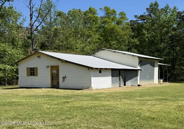 Homes for sale in Lexington, MS | 11853 Ebenezer-Coxburg Rd, Lexington, MS 39095 | MLS# 4149225