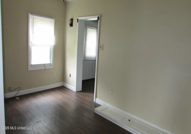 Photo 3 of Single family home for sale at 303 Myrtle St, Gulfport, MS 39507 | MLS# 4149228 | Listing updated on 2026-05-13