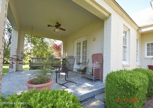 Homes for sale in Greenwood, MS | 204 Grand Blvd, Greenwood, MS 38930 | MLS# 4149329