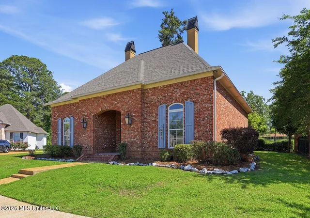 Photo 2 of Single family home for sale at 100 Grandeur Dr, Brandon, MS 39042 | MLS# 4149328 | Listing updated on 2026-06-11