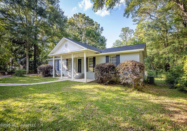 Homes for sale in Gautier, MS | 8320 Pine Cone Dr, Gautier, MS 39553 | MLS# 4149481