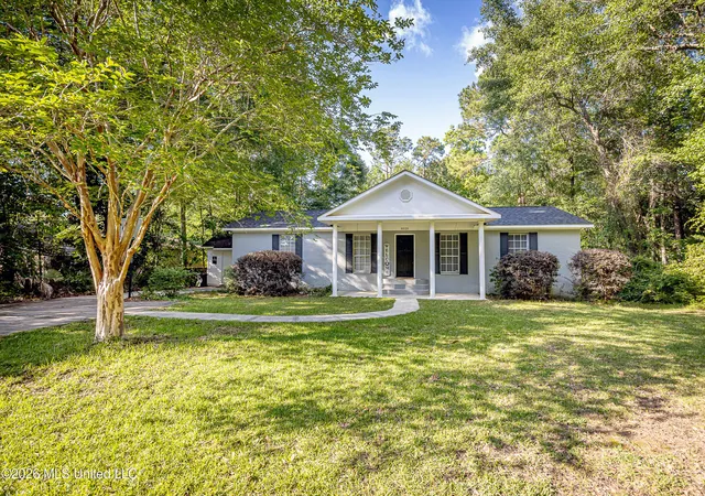 Homes for sale in Gautier, MS | 8320 Pine Cone Dr, Gautier, MS 39553 | MLS# 4149481