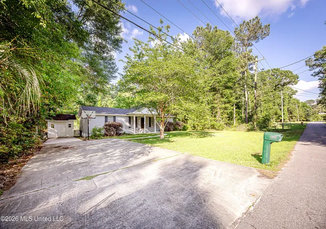 Homes for sale in Gautier, MS | 8320 Pine Cone Dr, Gautier, MS 39553 | MLS# 4149481