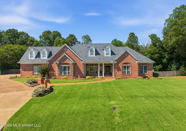 Photo 1 of Single family home for sale at 2582 Dickens Pl Dr, Southaven, MS 38671 | MLS# 4149624 | Listing updated on 2026-09-02