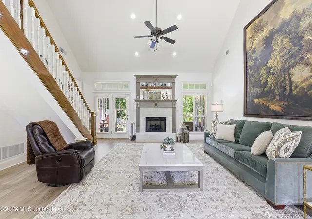 Photo 3 of Single family home for sale at 2582 Dickens Pl Dr, Southaven, MS 38671 | MLS# 4149624 | Listing updated on 2026-09-02