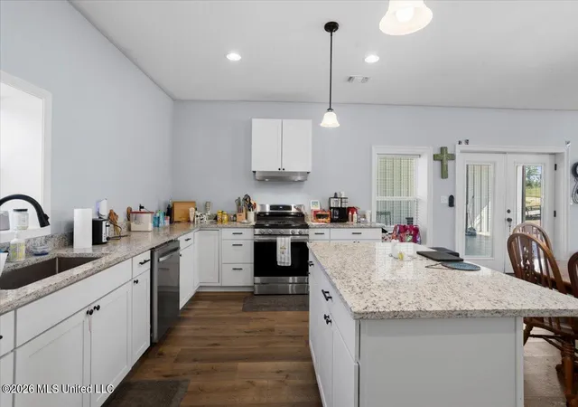 Homes for sale in Hattiesburg, MS | 299 Lott Town Rd, Hattiesburg, MS 39402 | MLS# 4149486