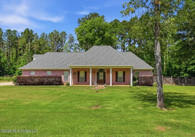Photo 1 of Single family home for sale at 117 Holly Bush Pl, Brandon, MS 39047 | MLS# 4149680 | Listing updated on 2026-09-16