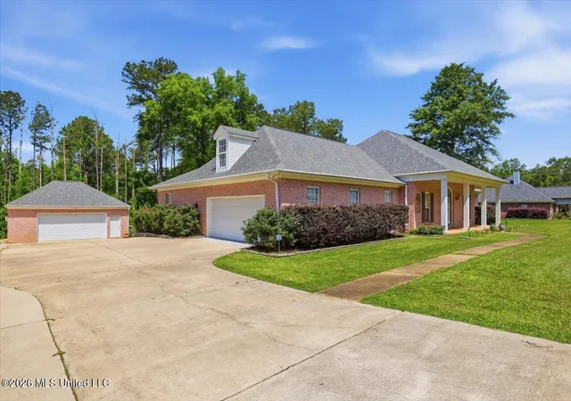Photo 3 of Single family home for sale at 117 Holly Bush Pl, Brandon, MS 39047 | MLS# 4149680 | Listing updated on 2026-09-16