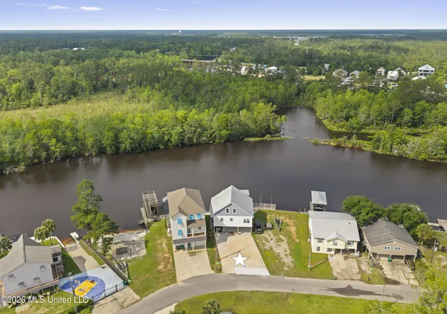 3rd image of 6149 Pontiac Dr, Kiln, MS 39556 | MLS# 4149837
