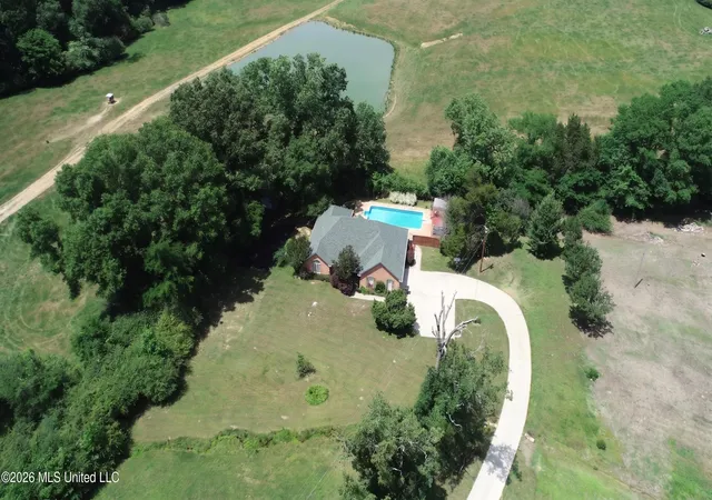Homes for sale in Senatobia, MS | 16725 E Hwy 4, Senatobia, MS 38668 | MLS# 4149546