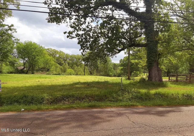 Photo 3 of Land for sale at 804 N Flag Chapel Rd, Jackson, MS 39209 | MLS# 4149751 | Listing updated on 2026-05-18