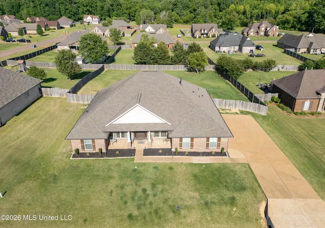 Homes for sale in Nesbit, MS | 2126 Great Barrington Pl, Nesbit, MS 38651 | MLS# 4149628