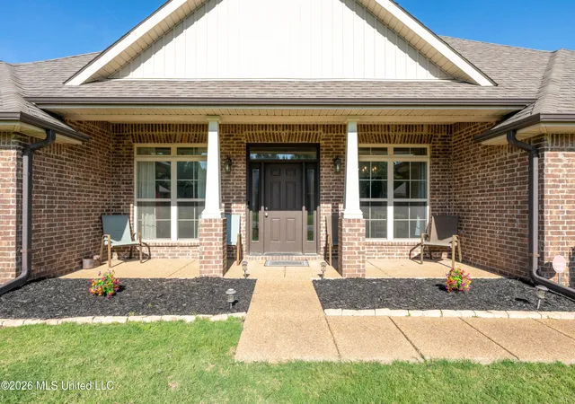 Homes for sale in Nesbit, MS | 2126 Great Barrington Pl, Nesbit, MS 38651 | MLS# 4149628
