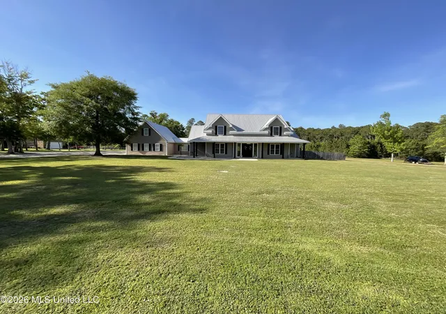 Photo 2 of Sale Pending at 9190 Pinecrest Dr, Biloxi, MS 39532 | MLS# 4157386 | Listing updated on 2026-08-12