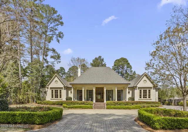 1st image of 2526 Honeysuckle Ln, Jackson, MS 39211 | MLS# 4149737