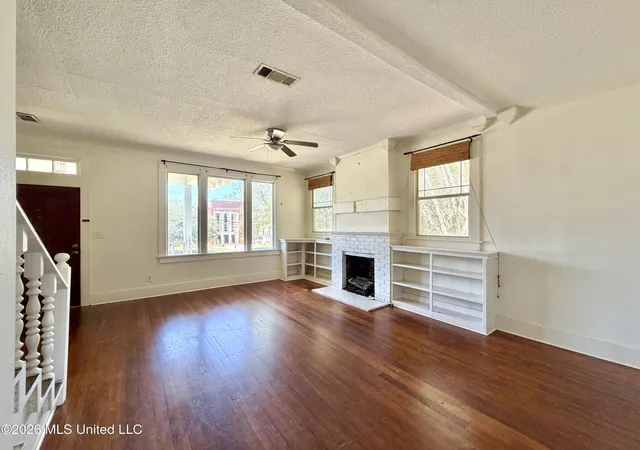 Homes for sale in Brookhaven, MS | 325 S Church St, Brookhaven, MS 39601 | MLS# 4149798