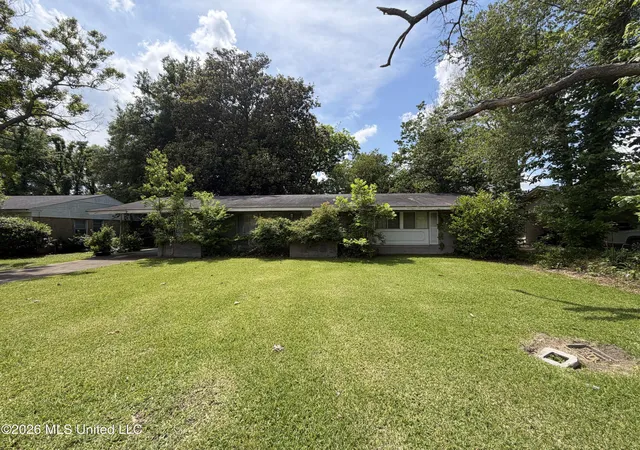 Homes for sale in Clarksdale, MS | 1625 Steen Dr, Clarksdale, MS 38614 | MLS# 4153373