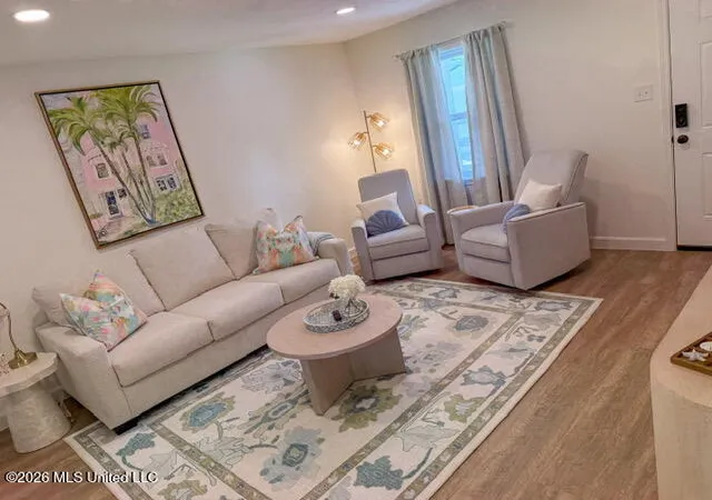 2nd image of 114 Ethel Cir, Ocean Springs, MS 39564 | MLS# 4149863