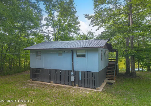 Homes for sale in Lucedale, MS | 227 Holly Dr, Lucedale, MS 39452 | MLS# 4150489