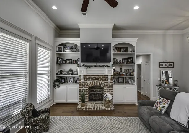 Photo 3 of Single family home for sale at 518 Devereaux Dr, Brandon, MS 39042 | MLS# 4149862 | Listing updated on 2026-05-19